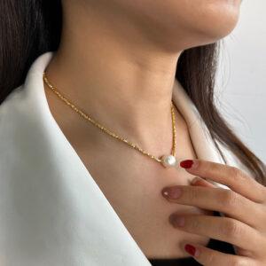 Sand Grain Pearl Necklace on model