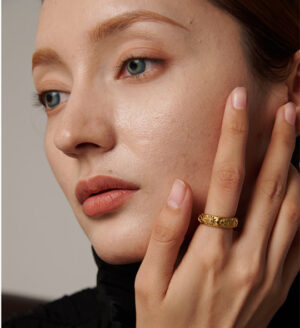 Flora Gold Band Ring on model